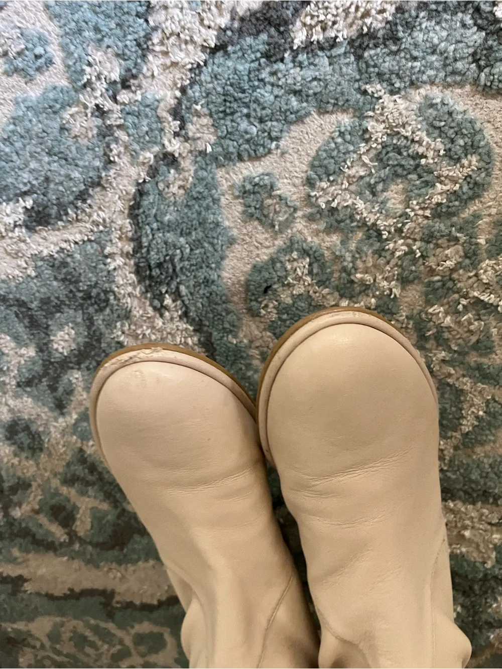 Stuart Weitzman Tall Beige Over-the-Knee Leather Boots - Picture 3 of 9
